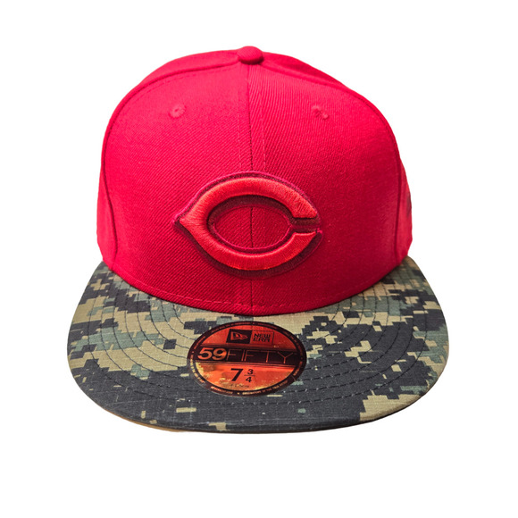 New Era 59Fifty Red Green Camo Cincinnati Reds MLB Men's Fitted Cap Hat 7 3/8 - Picture 1 of 4